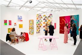 A Guide to All the February Art Fairs