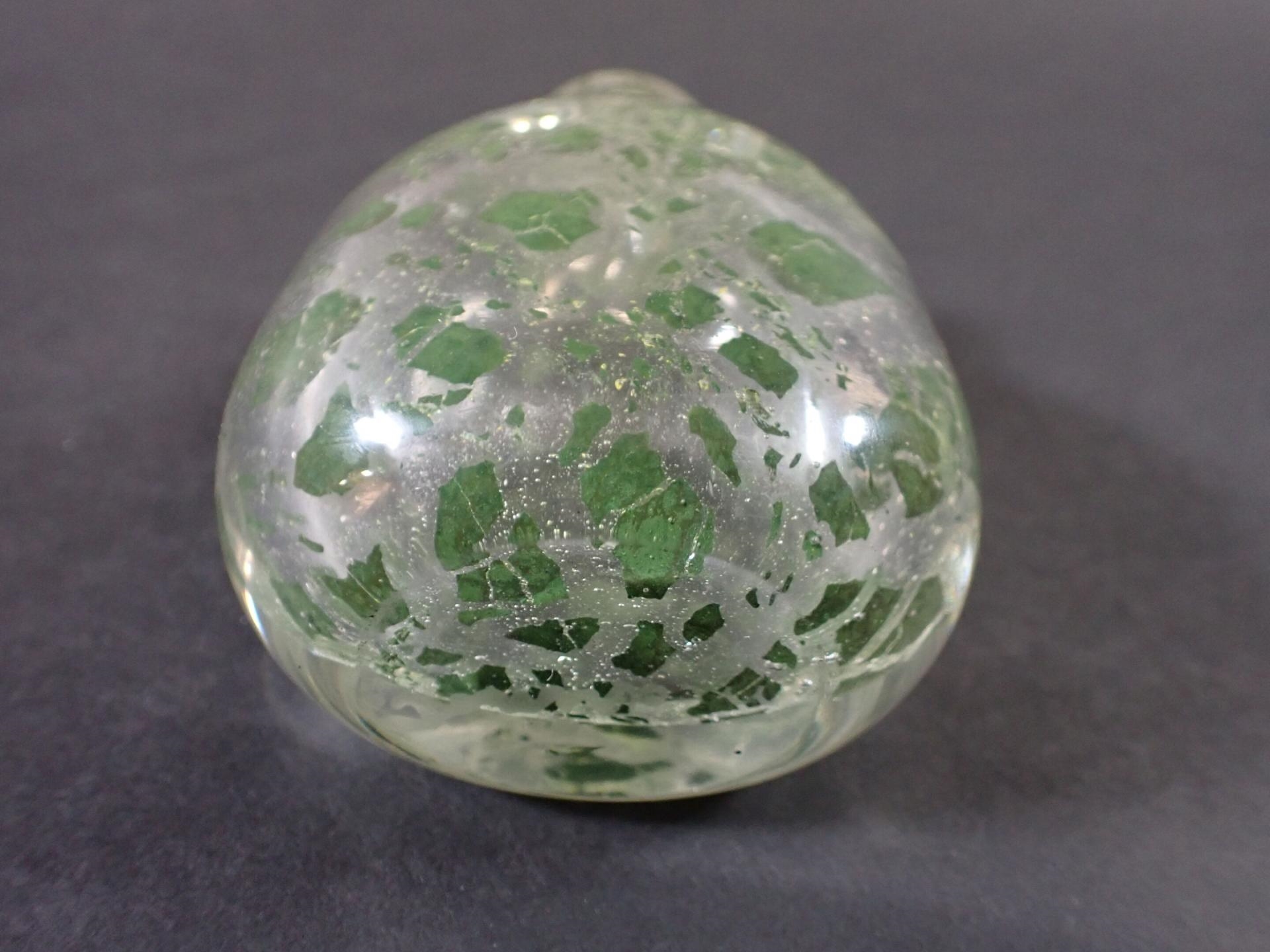 Artwork by Maurice Marinot, Petit flacon à craquelé très éclaté, Made of thick blown and hot-shaped glass, translucent orange, with inclusions of metal oxides