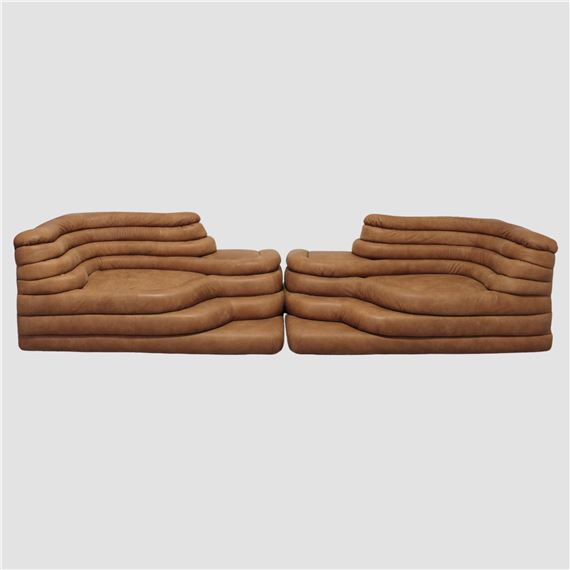 Terrazza DS-1025 mod. modular sofa composed of two modules in wood and leather by Ubald Klug, 1970s