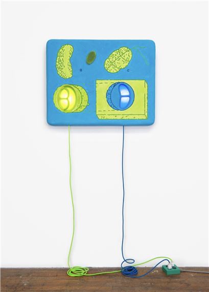 Danni O’Brien: Wa(r)ning Light  - Ortega y Gasset Projects