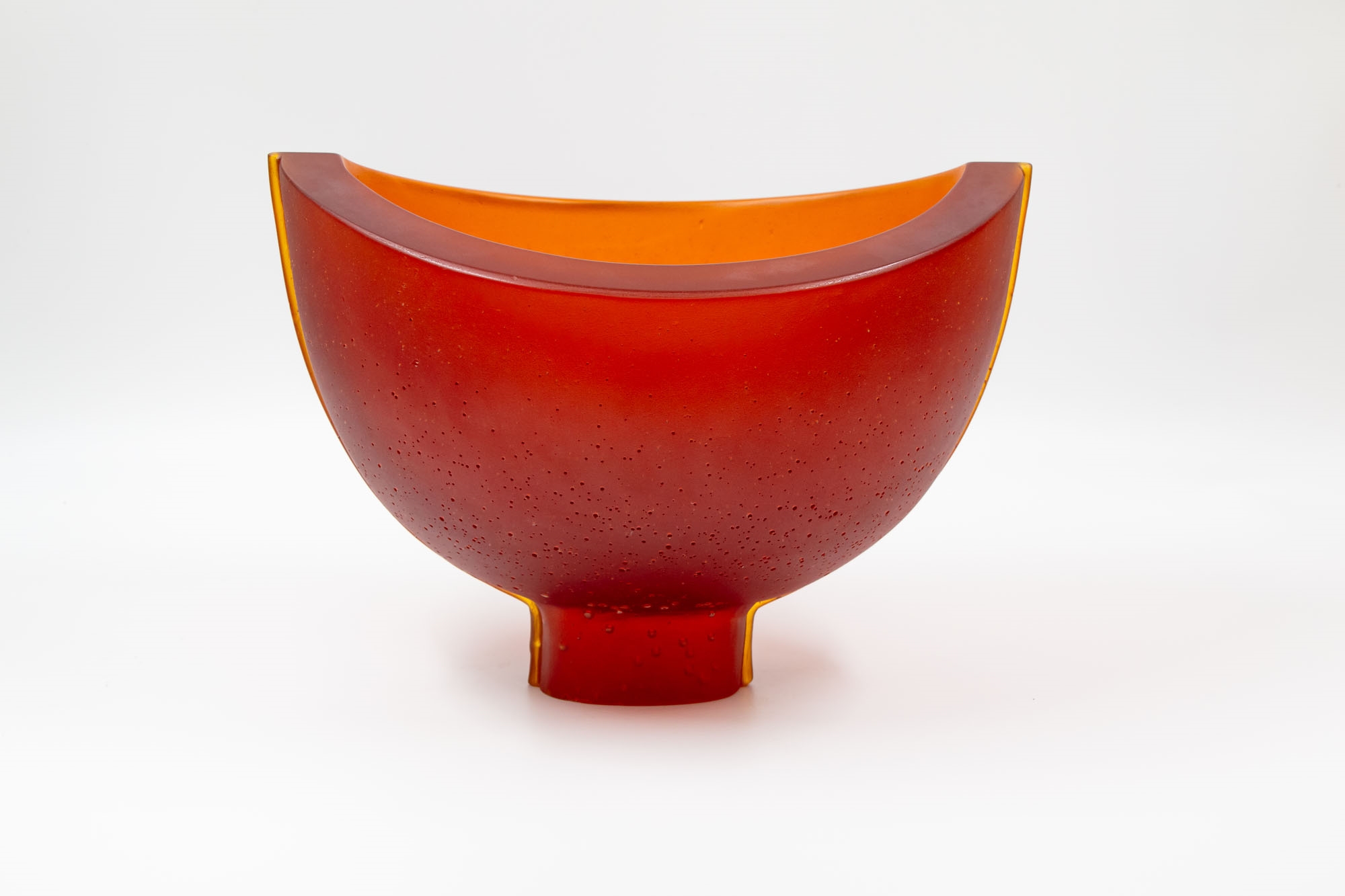 Artwork by Ann Robinson, Pod Vase, Made of cast lead crystal