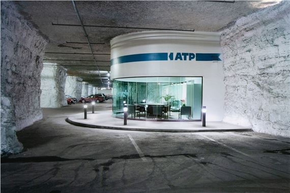 Underground Company Frontage (ATP), Space Center, Kansas City, Missouri, USA 2004 - Wayne Barrar