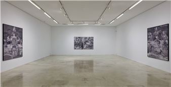 Thomas Locher: We Have Too Many Things And Not Enough Forms - Galería Helga de Alvear