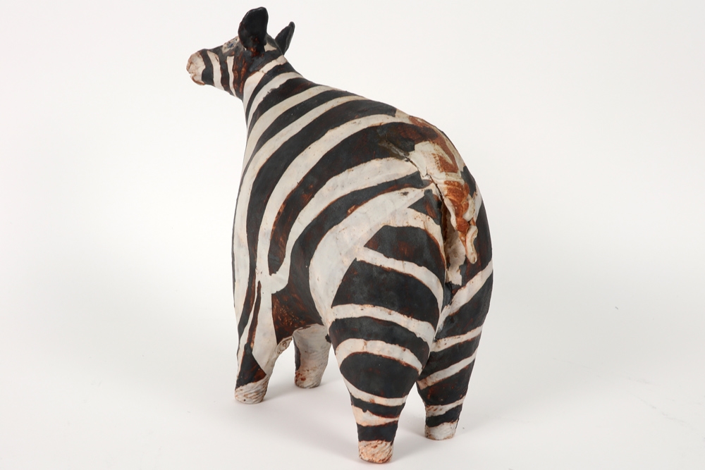 Artwork by Charlotte Poulsen, Beest, Made of ceramic sculpture with
