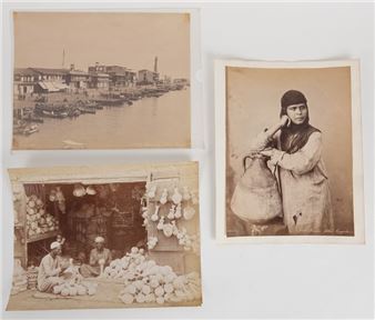 Ensemble de trois tirages albuminés dont un contrecollé sur carton - Constantine Zangaki