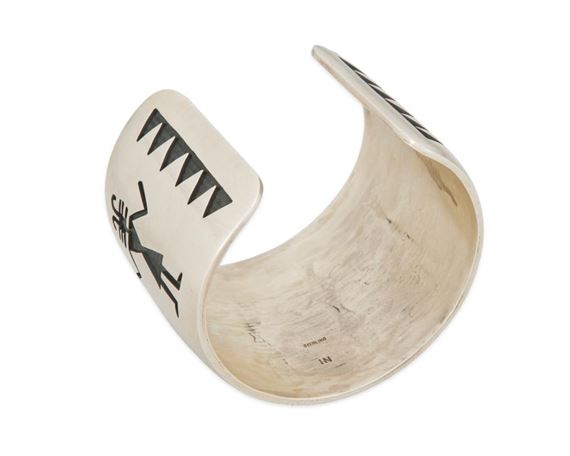 Stephen Hyson Naseyoma | A Stephen Hyson Naseyoma Hopi pictorial cuff ...