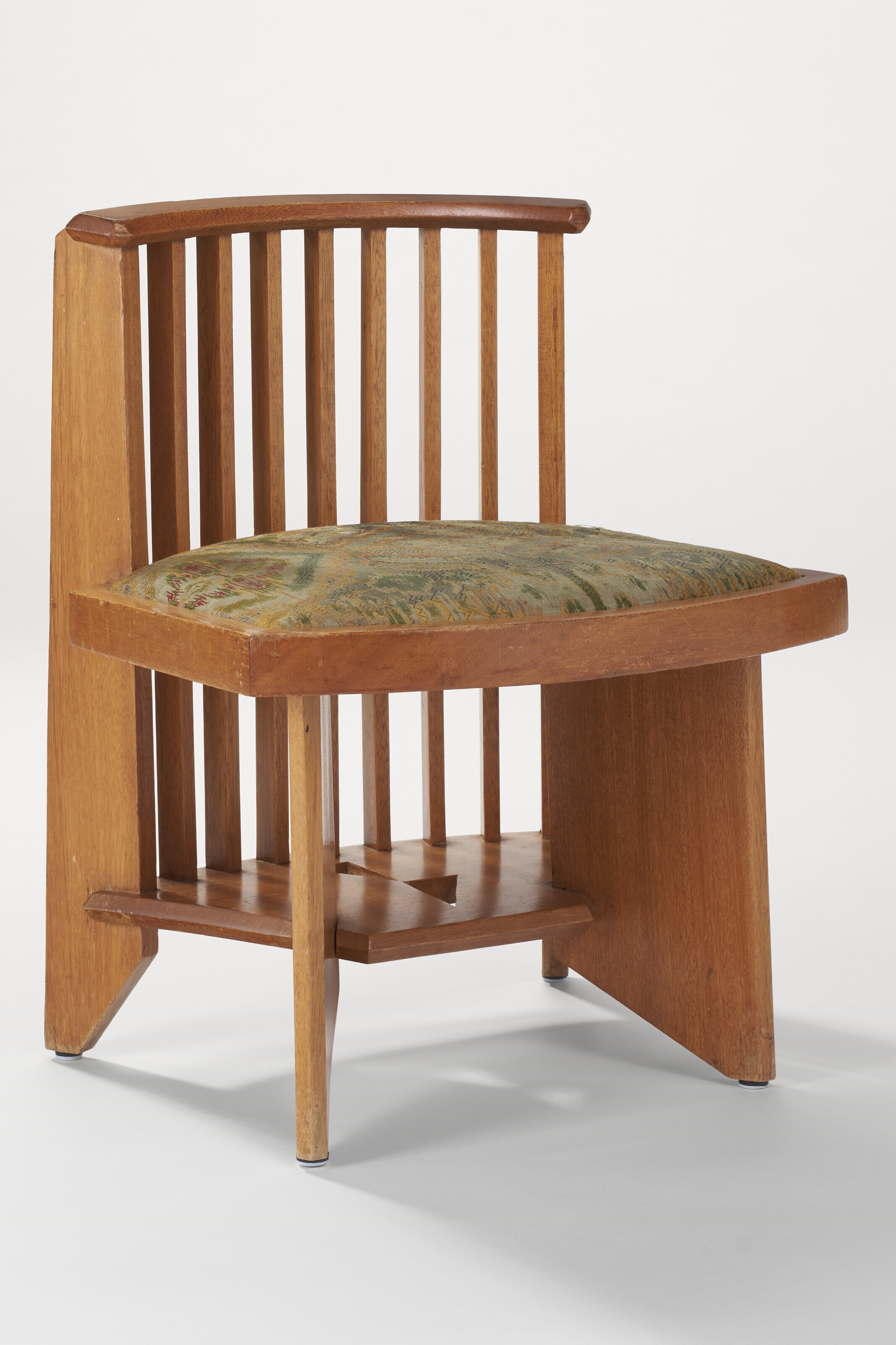 Frank Lloyd Wright | Set of Two Chairs from the Rayward-Shepherd House ...