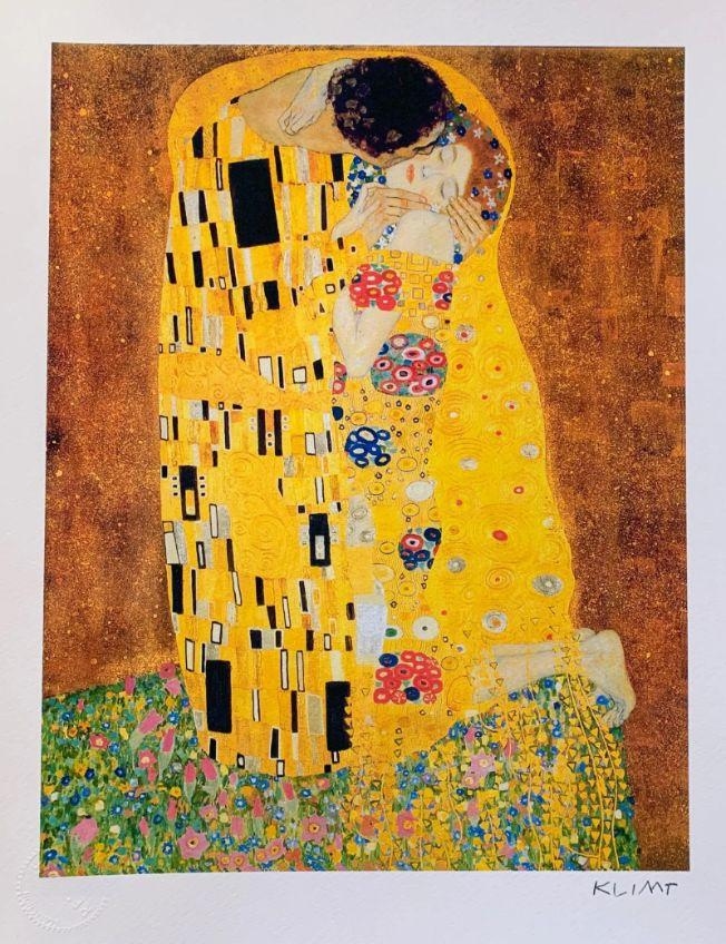 Gustav Klimt | The hug | MutualArt