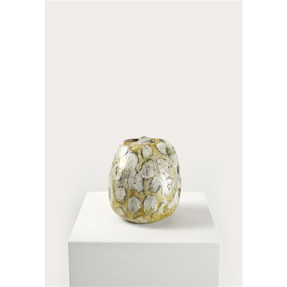 A covered pot from the 'Pandora' serie in enamelled refractory clay. Signed. by Gisèle Buthod-Garçon, circa 1998