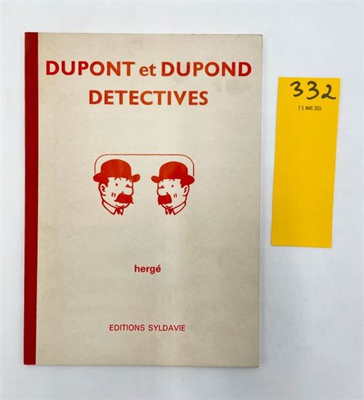 KINNET (Paul). Dupont et Dupond detectives. S.l., Editions Syldavie, [1979], 4°, red half cloth. First edition (pirate) printed in 225 numbered copies. This album is based on newspaper clippings, which were serialized in Le Soir from September 24 to November 11, 1943. Each episode was written by Paul Kinnet and illustrated by Hergé. A fine copy