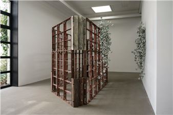 Franka Hörnschemeyer: Volume of Uncertainty (Shift 224) - Galerie m