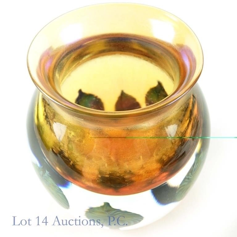 David Lotton David Lotton (b. 1960) Art Glass Vase (2001) MutualArt