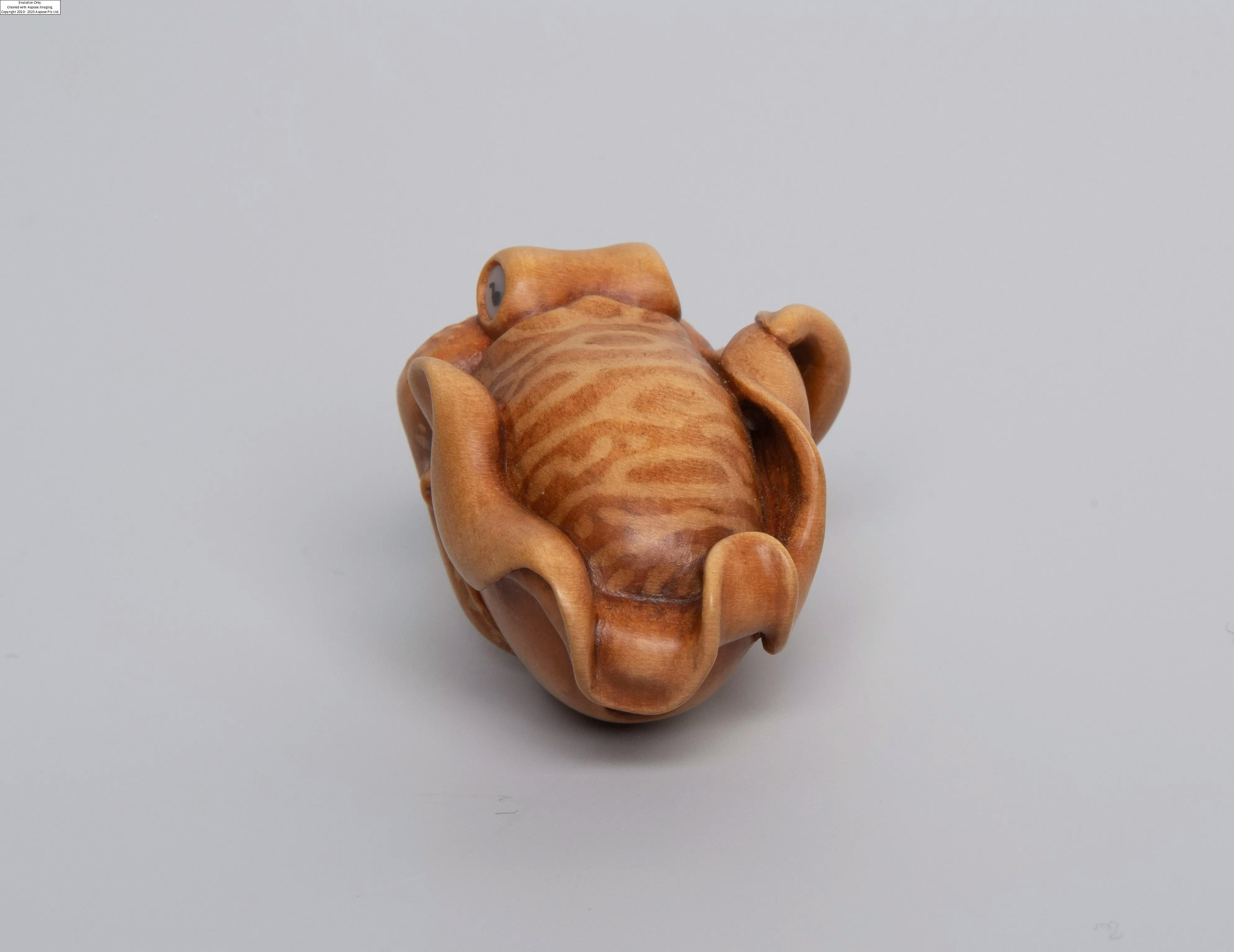 Susan Wraight | Holz-Netsuke von Susan Wraight (Berkshire 1955 (1990 ...