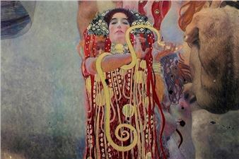 Four Things to See: Women and Medicine