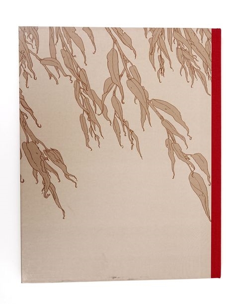 Artwork by Michel Plessix, Small black marks on 4th cover, Made of print