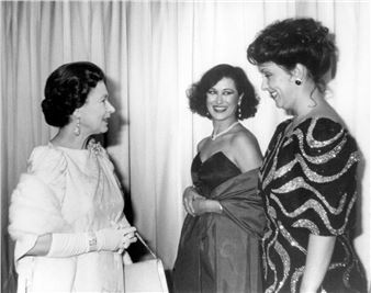 Yvonne Kenny - Barry Swaebe