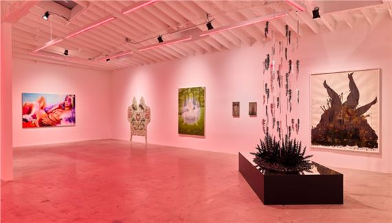 Vampire::Mother - Anat Ebgi, LA (Wilshire Blvd)