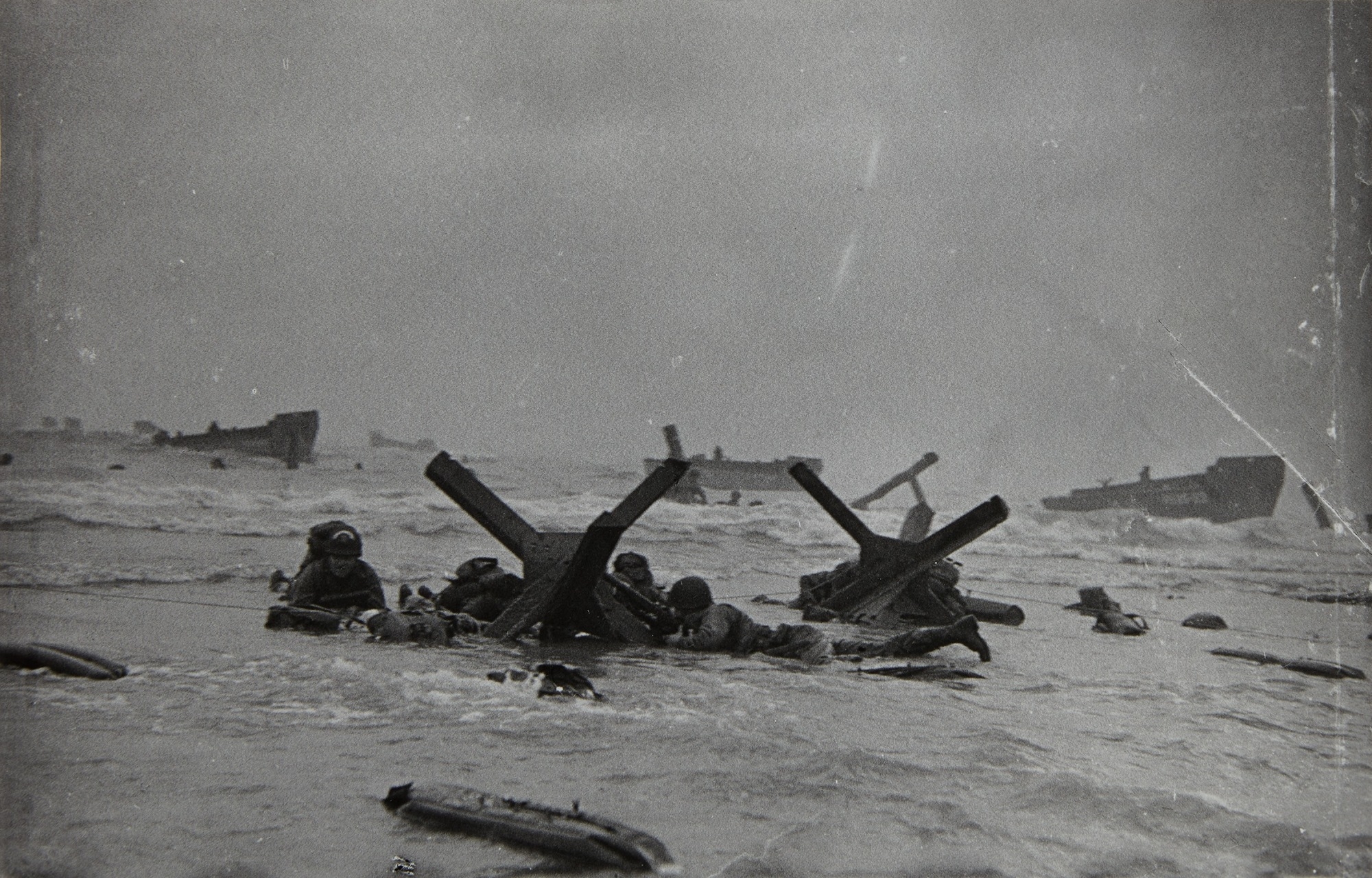 D-Day Landing, Omaha Beach, Normandy - Robert Capa