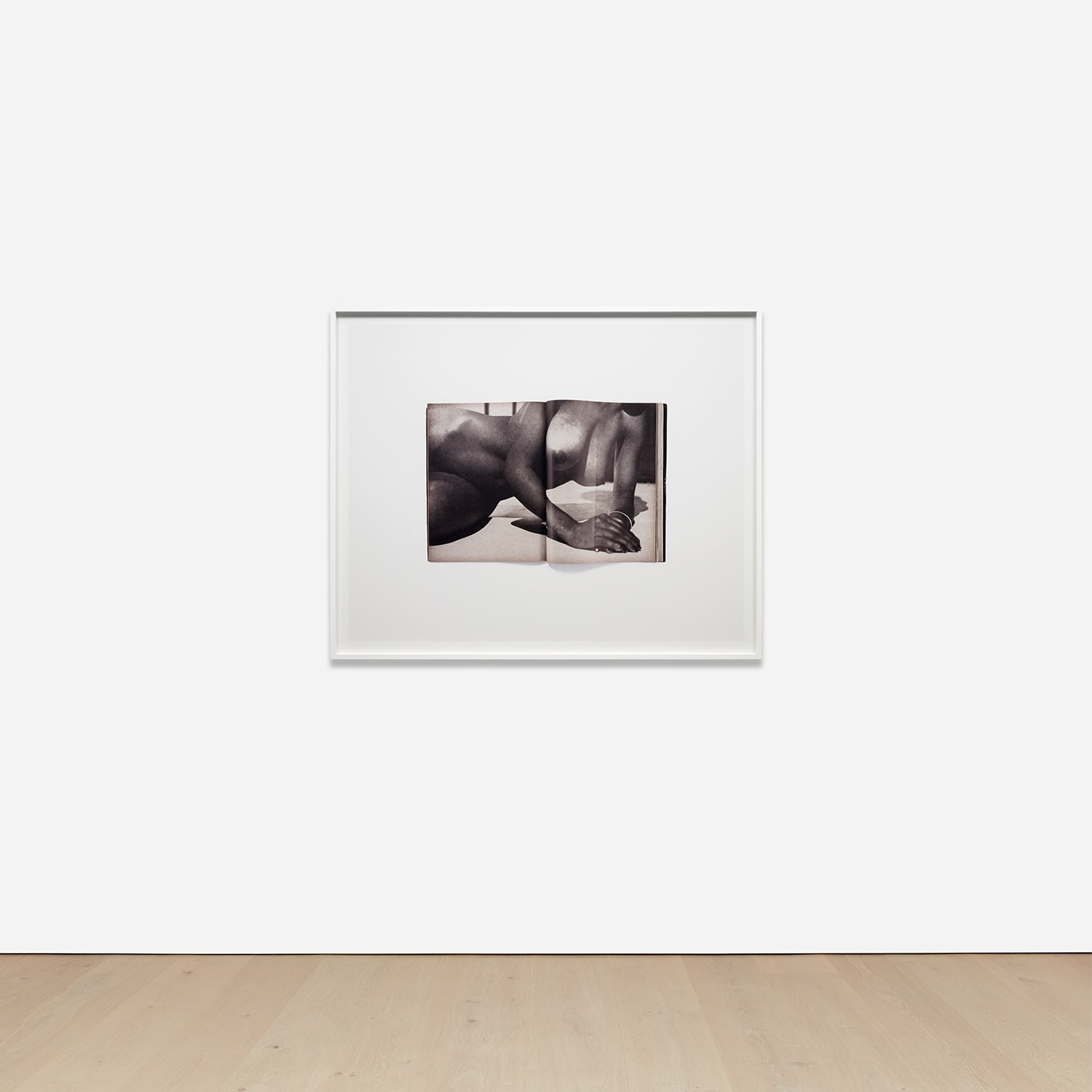 Anne Collier | Cropped (1952 (2014) | MutualArt