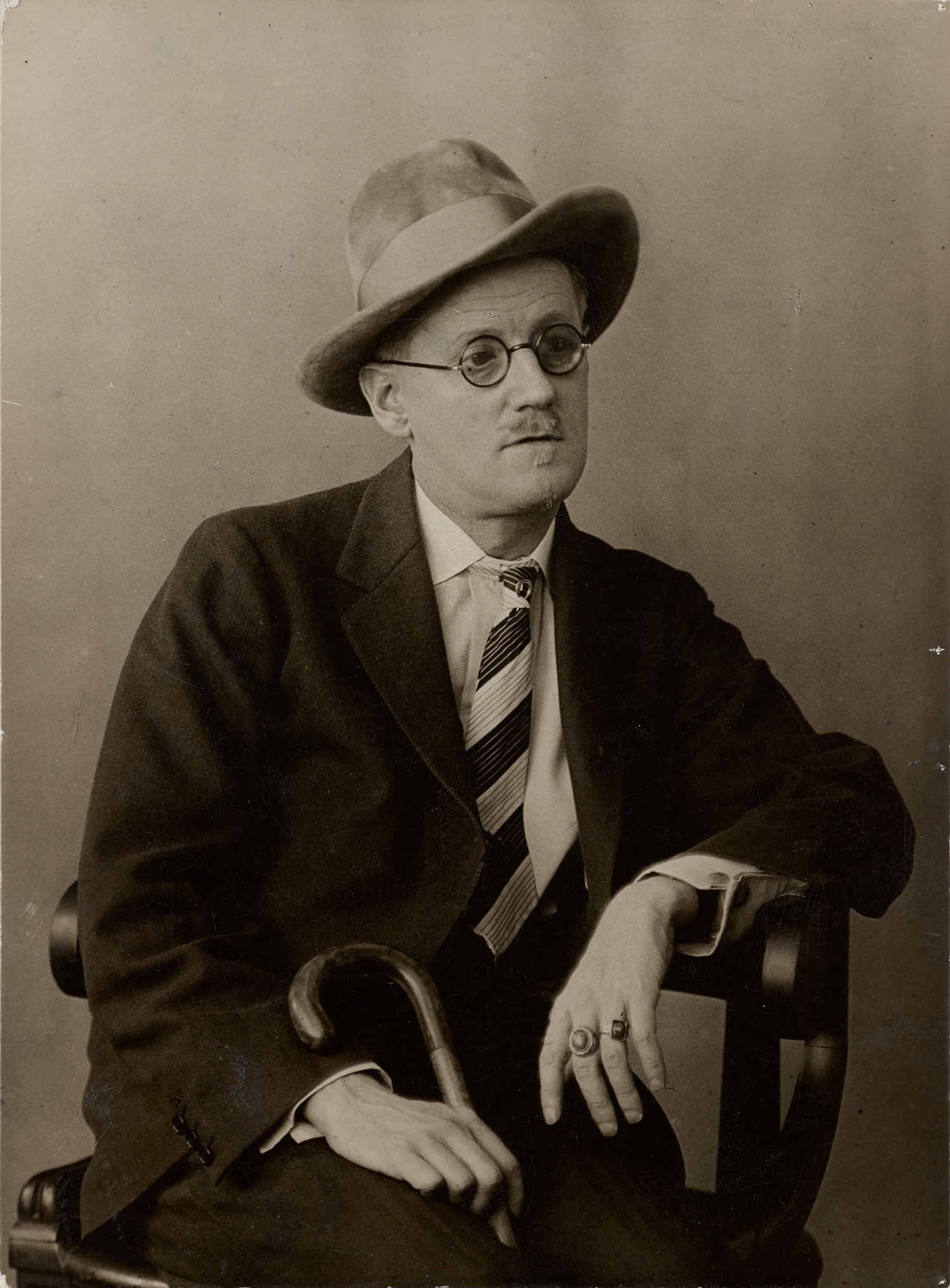 Berenice Abbott | James Joyce (1928) | MutualArt
