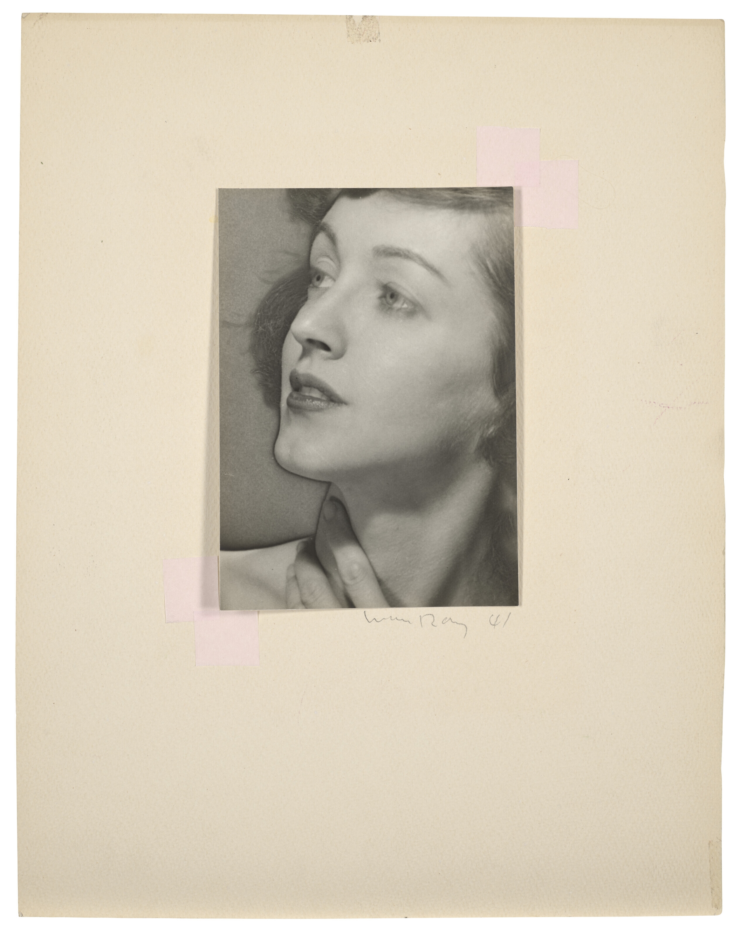 Man Ray | Portrait de femme | MutualArt