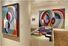 ‘Sonia Delaunay: Living Art’ Review: Radiantly Modern