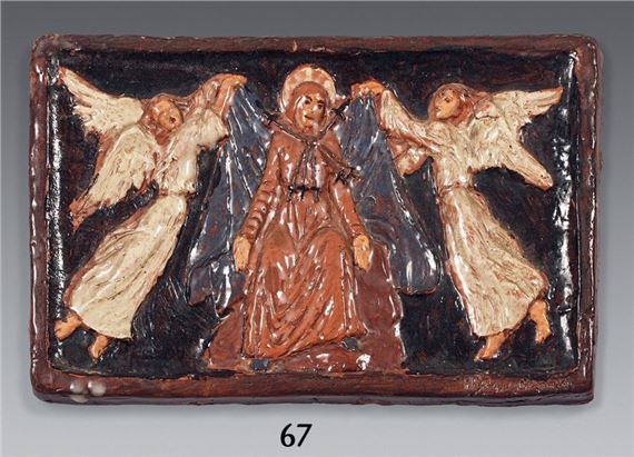 Philippe BESNARD (1885-1971) The Assumption of the Virgin surrounded by two angels Enameled terra cotta bas-relief plaque, signed lower right. 22 x 37 cm