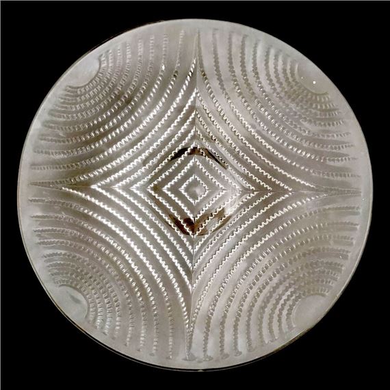 R. LALIQUE France Ecumes by René Lalique, 1935