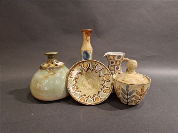 Jean-Claude MALARMEY (1932 -1992) Set of five pieces: Pichet - Boîte - Pique-fleurs - Vase - Coupe Vallauris clay by Jean-Claude Malarmey