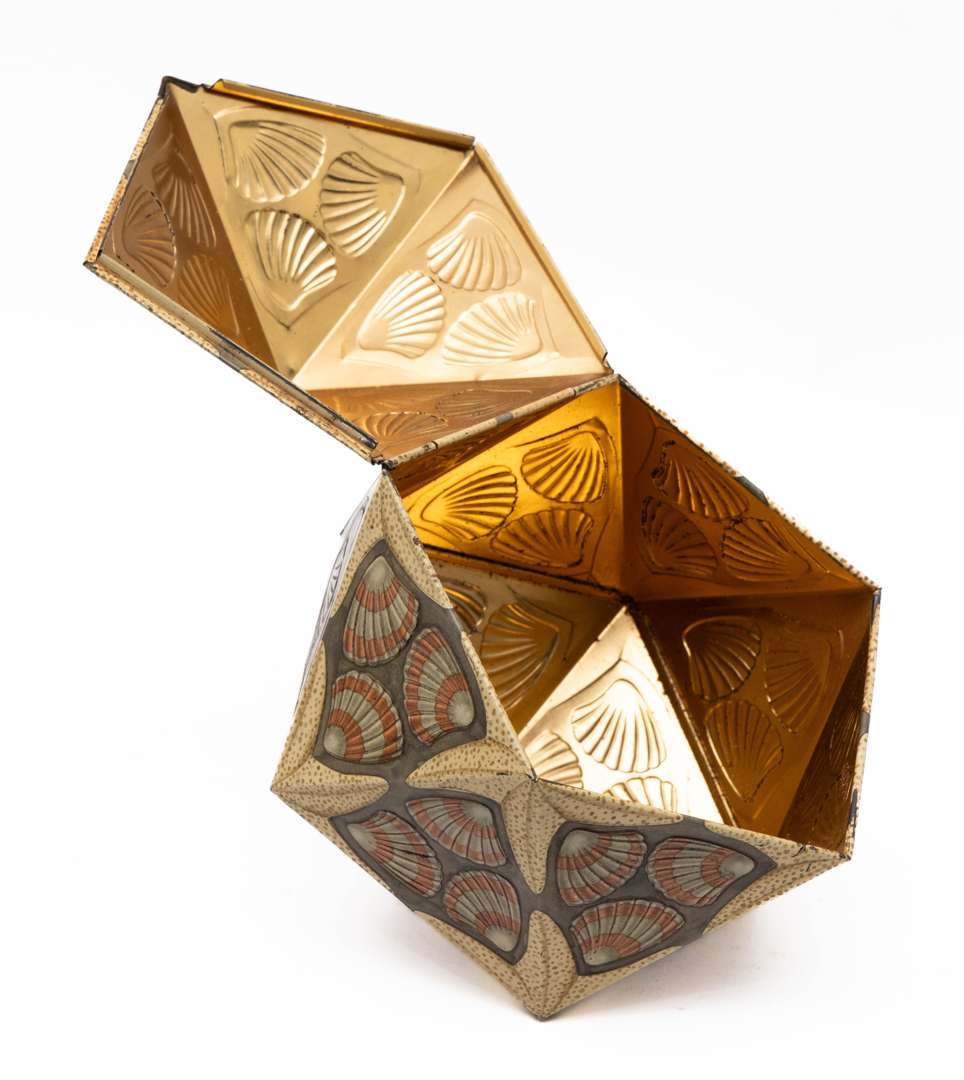 Artwork by Maurits Cornelis Escher, Icosaëder (Icosahedron, Made of tin