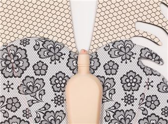Trish Tillman: Grooming Kit - Asya Geisberg Gallery