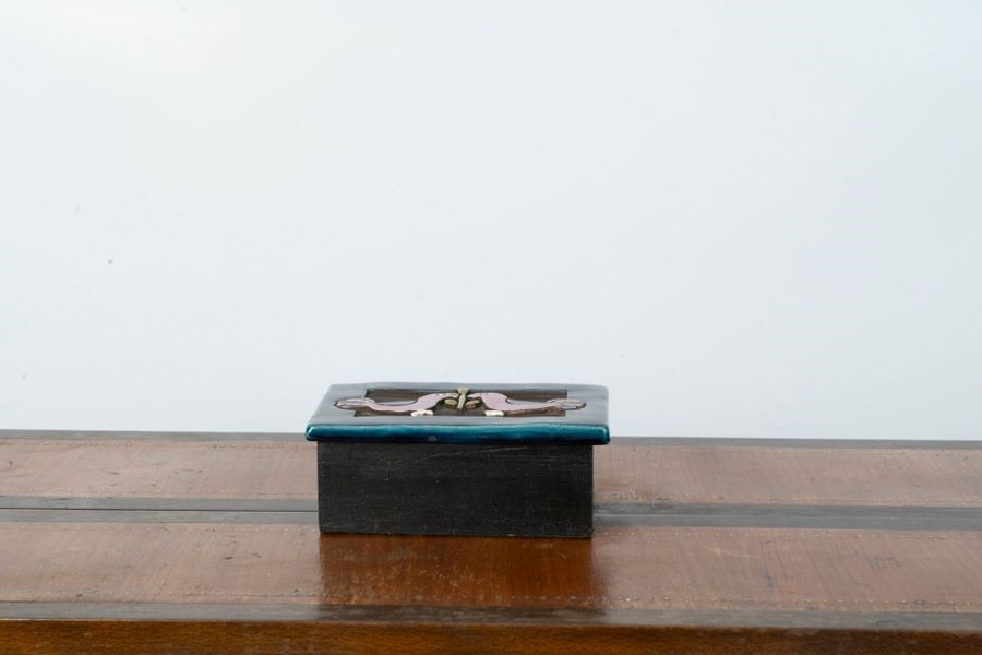 Mithé Espelt | Dimensions: 5.4 x 15 x 11 cm | MutualArt
