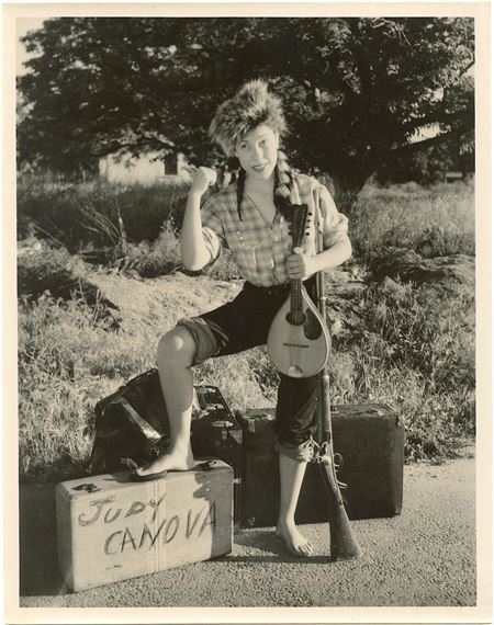 Photo Archives BUNNY YEAGER Historical American Pin Up by Bunny Yeager, 1929