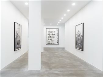 Monica Bonvicini & Liberation - Galerie Gisela Capitain, St. Apern Str