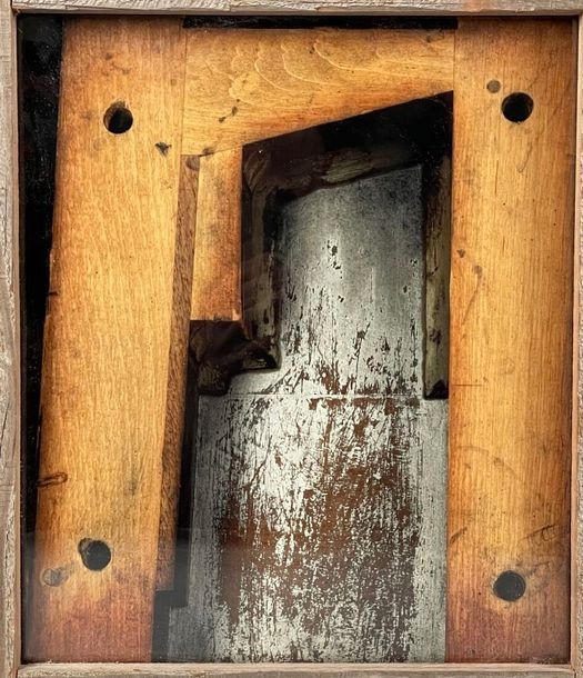 Artwork by Pascal Kern, Sculpture, Made of Cibachrome, wood