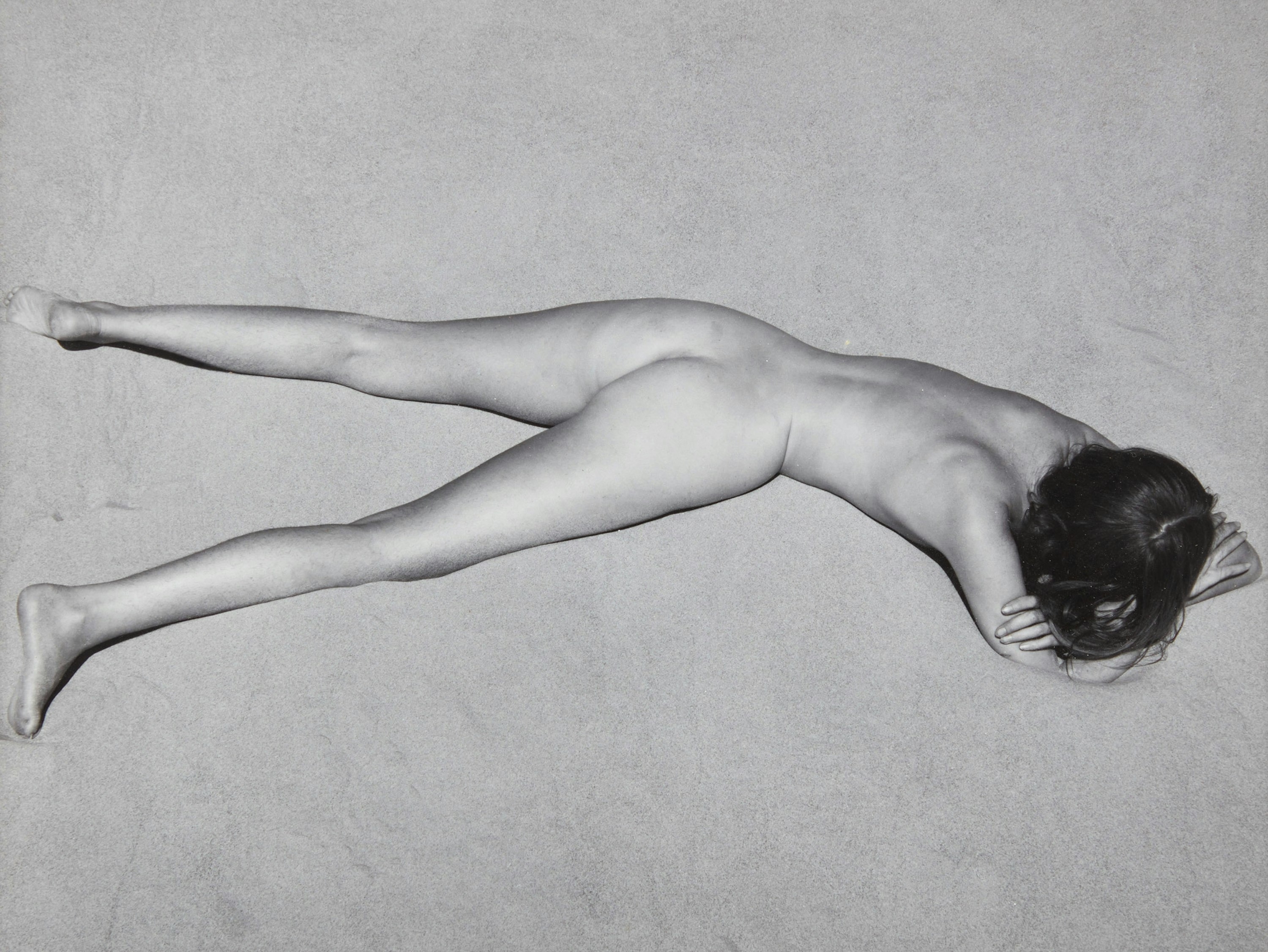 Nude (Charis) - Edward Weston