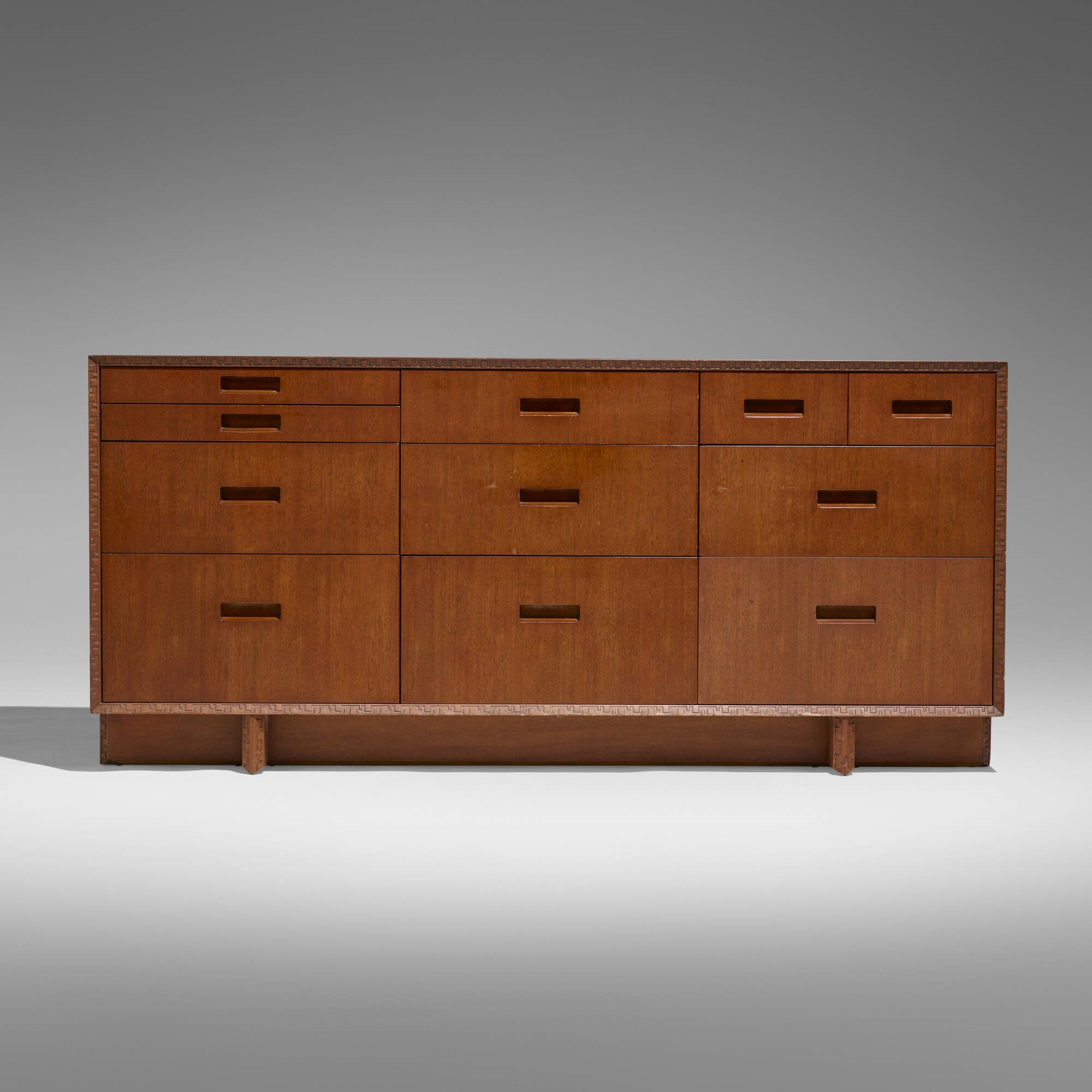 Cabinet, model 2000 - Frank Lloyd Wright