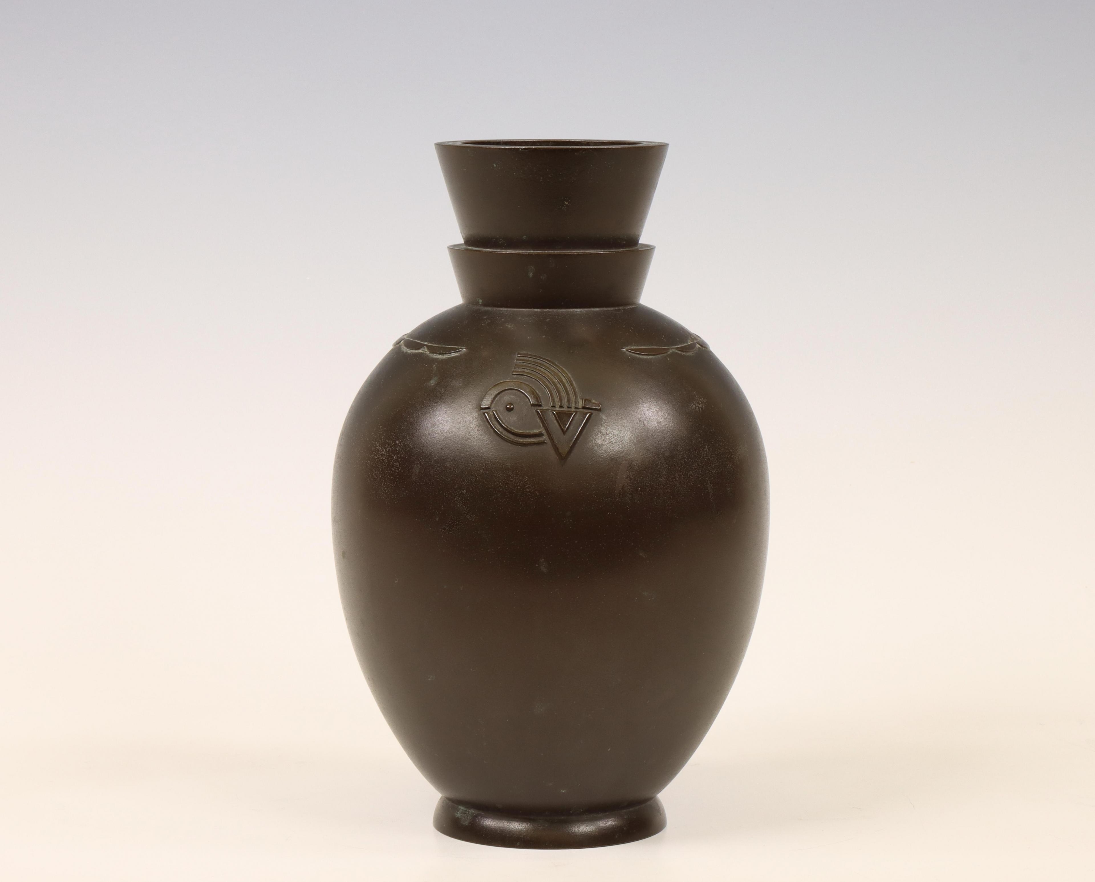 Joshin Hori | Vase | MutualArt