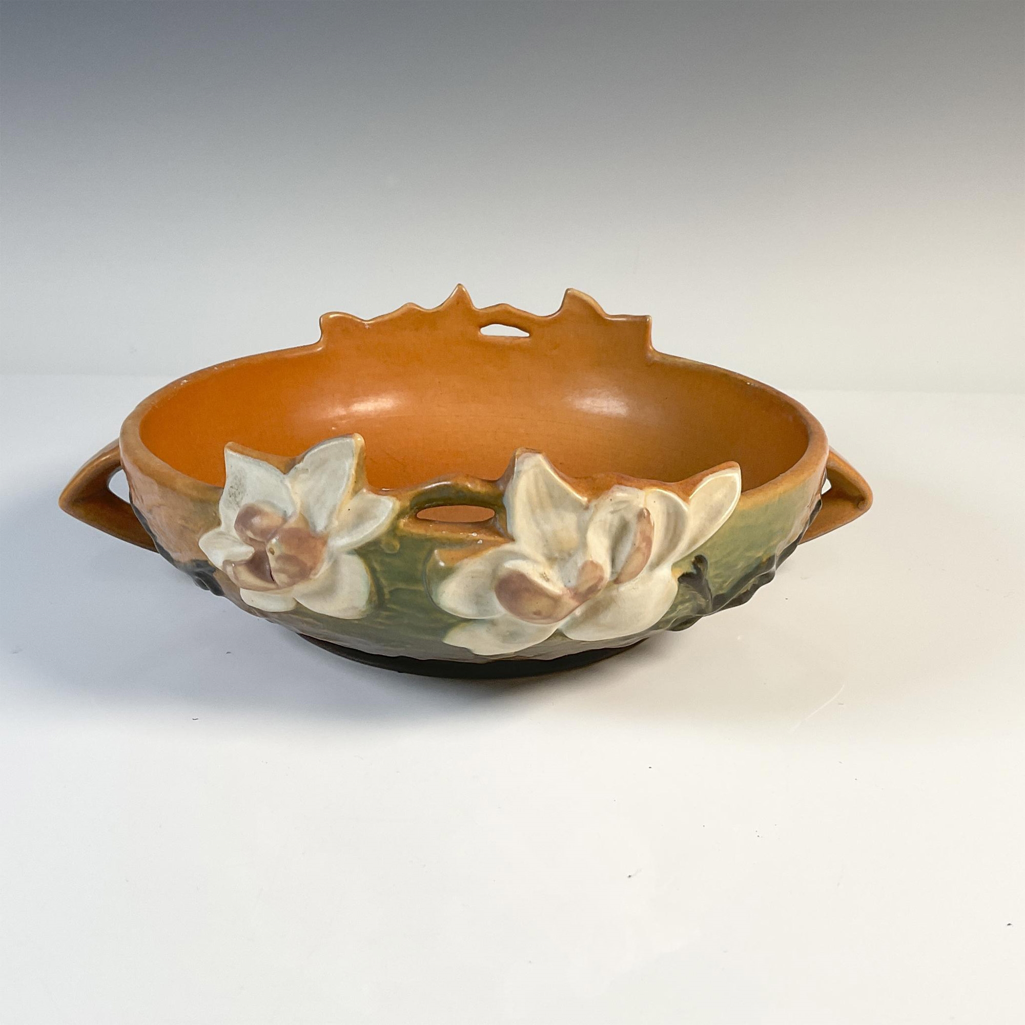 Roseville Pottery | Roseville Pottery, Brown Magnolia Bowl 448 | MutualArt