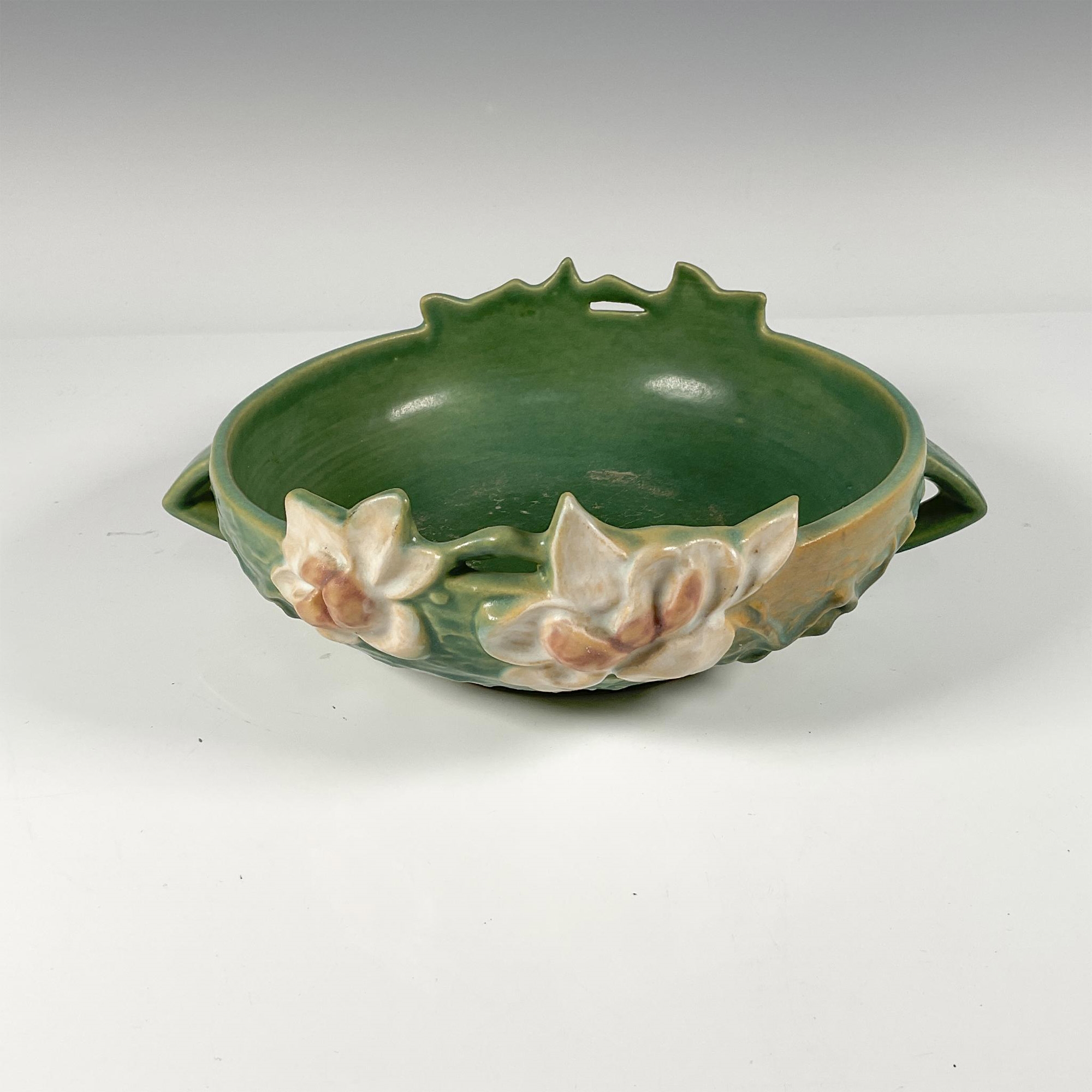 Roseville Pottery | Roseville Pottery, Green Magnolia Bowl 448 | MutualArt