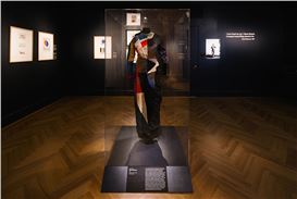 One for the Ages: Sonia Delaunay's Wearable Abstractions