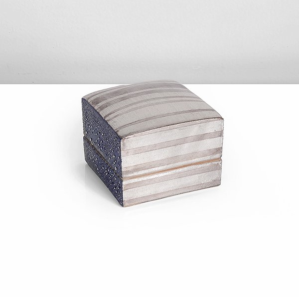 Takahiro Kondo | Lidded Box, circa 2005 (2005) | MutualArt