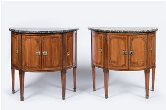 Paire de commodes demi-lune à portes - Nicolas Guyot