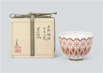 Tea bowl with shippo pattern in overglaze enamel - Masayasu Mitsuke