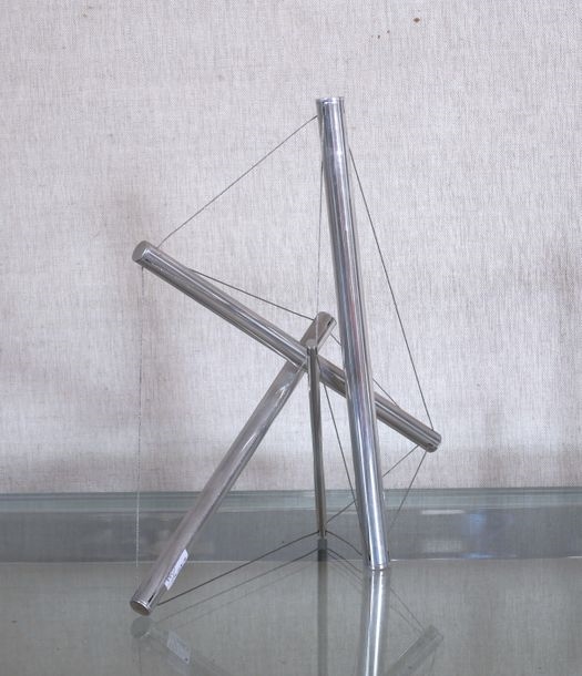 Kenneth Snelson | Untitled formed of four metal tubes and wire (1974 ...