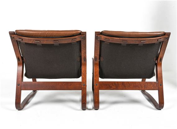 Giske Carlsen | 2) GISKE CARLSEN FOR KLEPPE LEATHER LOUNGE CHAIRS