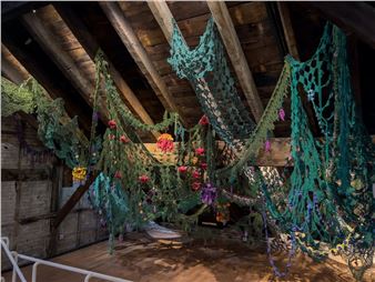 Fiber Art Is the Binding Thread at This Manhattan Show