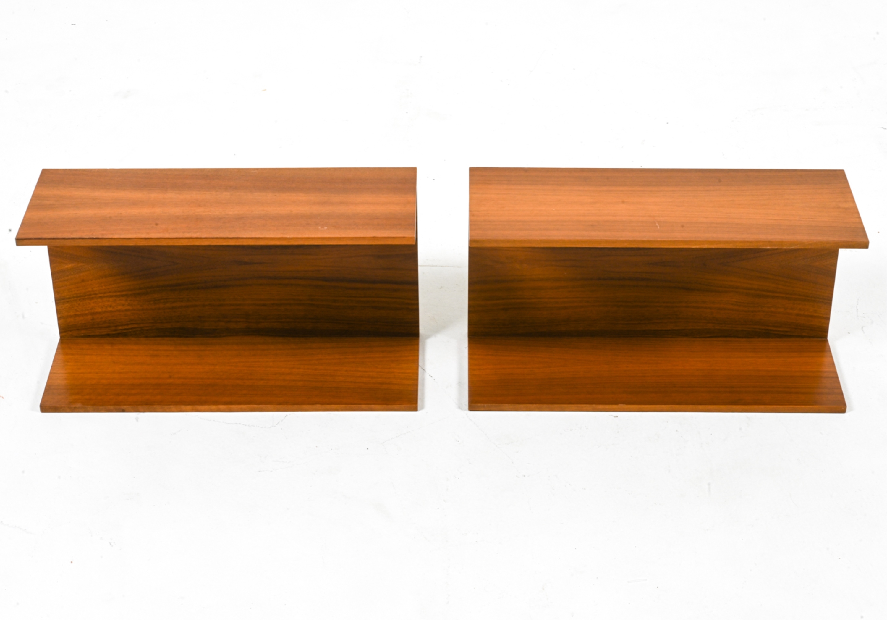 Wilhelm Renz | Pair of Modern Minimalist wall-mounted shelves in teak ...
