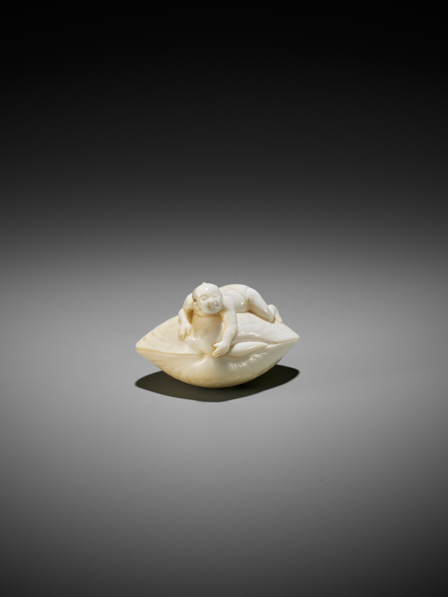 Ryukosai Jugyoku II | JUGYOKU: A FINE IVORY SHUNGA NETSUKE OF A MAN ...