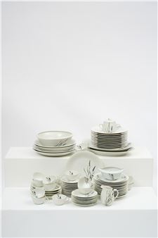 A part of a table service in porcelain including 58 pieces. - Georges Boyer